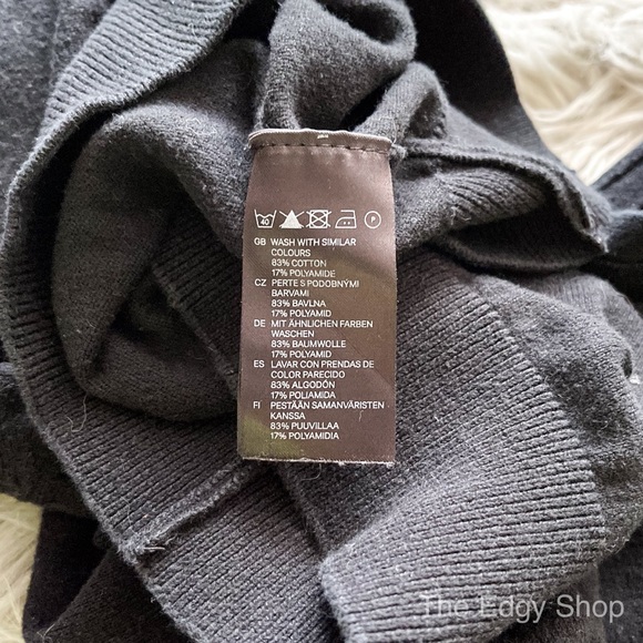 H&M Divided | V-Neck Button Up Cardigan Sweater - Picture 6 of 7